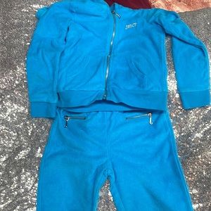 Girls juicy couture outfit.